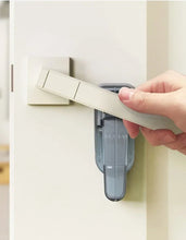 Afbeelding in Gallery-weergave laden, Deurklink Vergrendeling - 1 Stuk - Kinderslot Deur - Privacy Slot - Deurklink slot voor Huisdieren - Transparant blauw